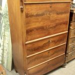 832 1674 SECRETAIRE